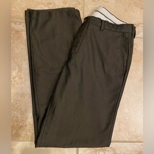 HAGGAR Men's Classic Fit No Iron Flat Front Pants - Chocolate Brown (Size 34x32)